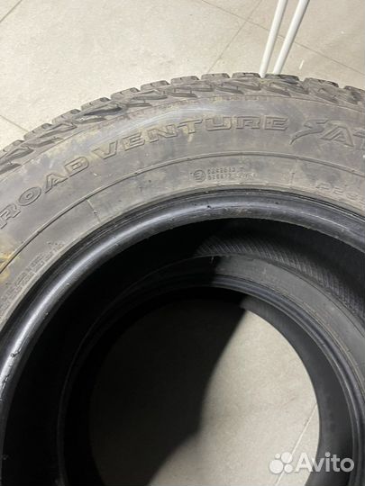 Kumho Road Venture AT61 265/65 R17