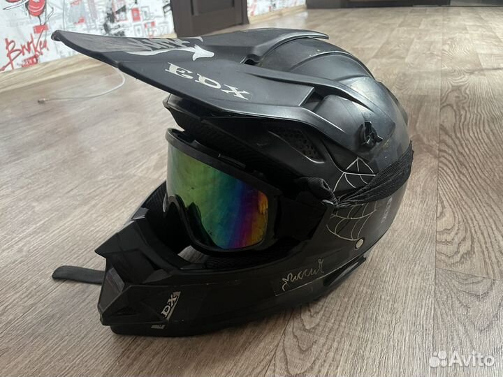 Кроссовый шлем