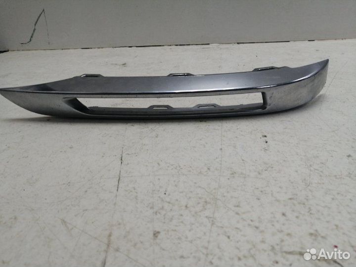 Накладка на бампер передняя правая Mercedes-Benz