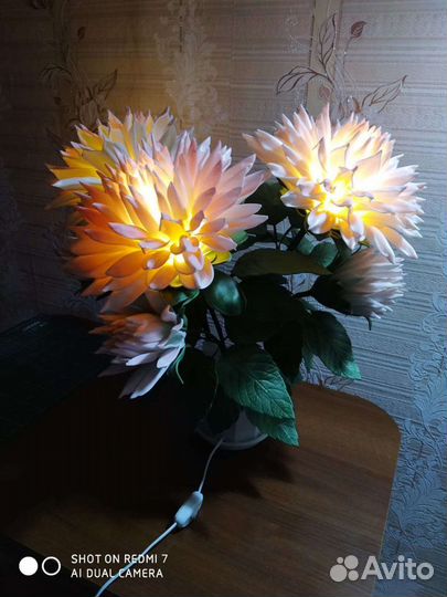 Светильник из изолона