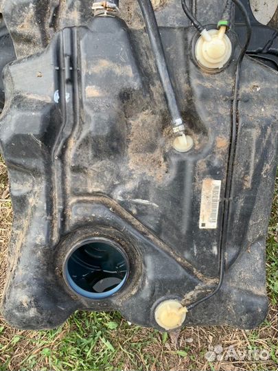 Бензобак Ford Focus 3 CB8 2011-2015