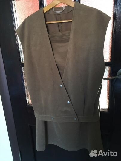 Костюм женский 48