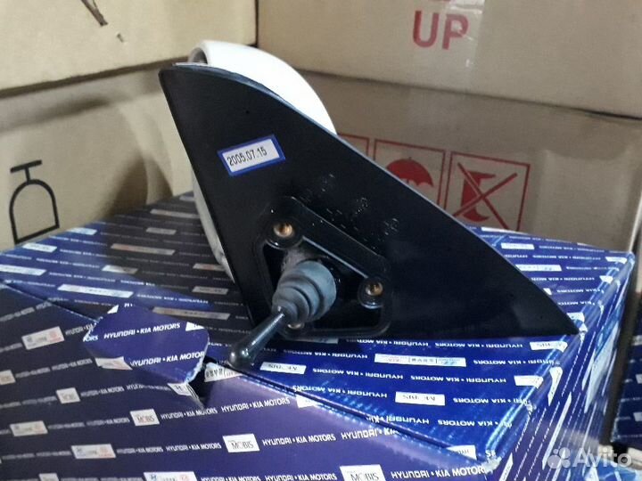 Зеркало левое hyundai accent 1999-2002