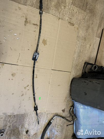 Трос кпп Nissan Serena C25 2.0