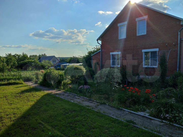 Дом 240 м² на участке 15 сот.