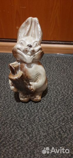 Фарфоровый заяц