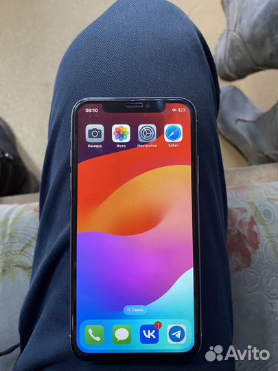 iPhone Xs, 64 ГБ
