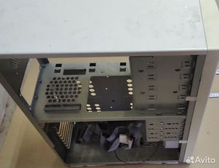 Корпус компьютер сервер
