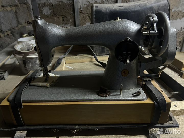 Швейная машинка