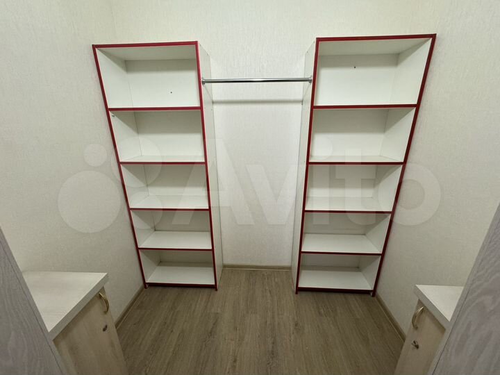 2-к. квартира, 45 м², 1/3 эт.