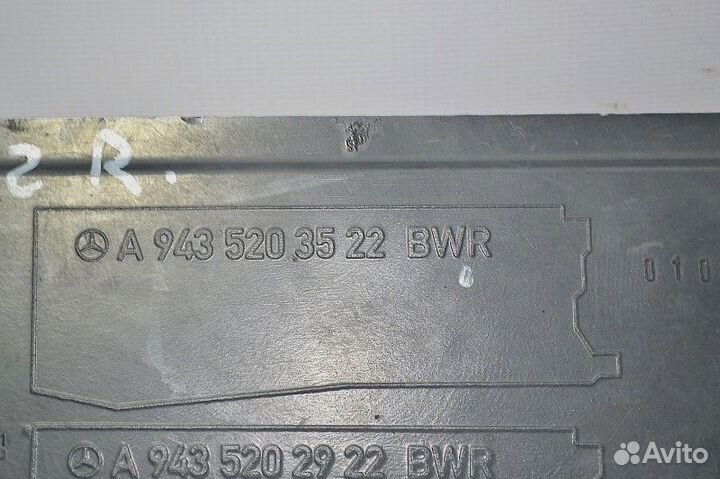 Шумоизоляция правая сторона mercedes-benz Actros M