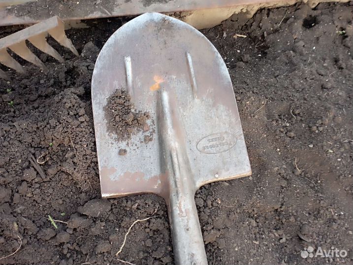 Лопата штыковая