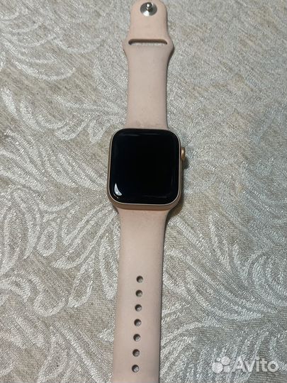 Apple Watch SE 2020 44 mm