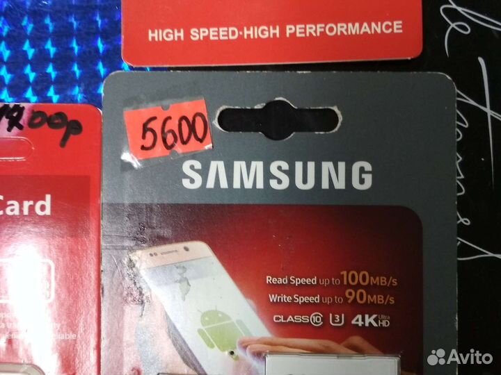 Карта памяти MicroSD