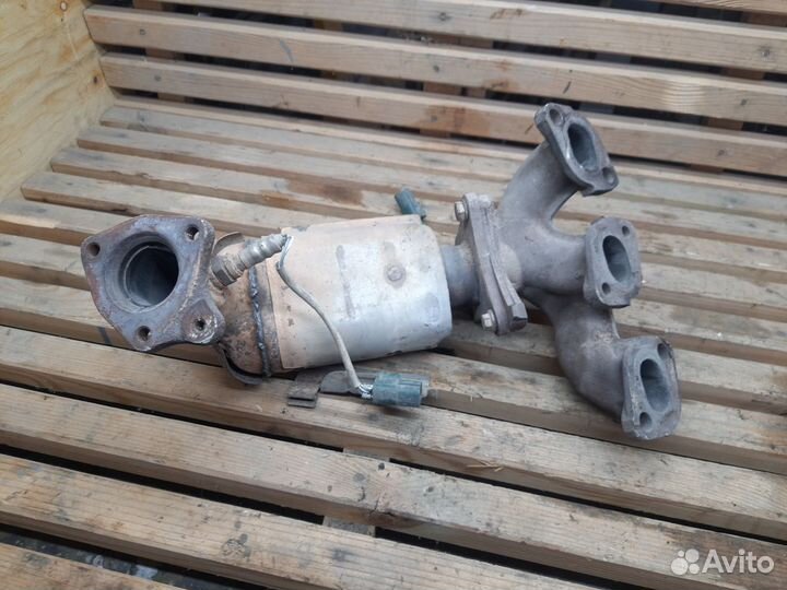 Nissan Teana J31 3.5 - выпускной коллектор