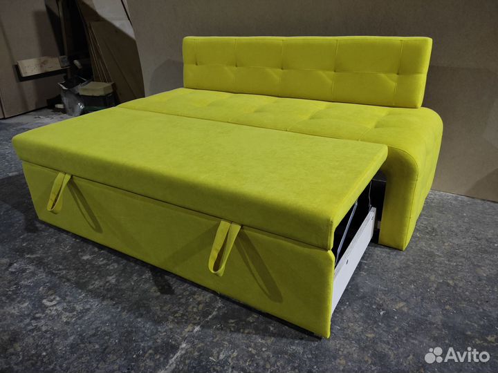 Диван на кухню новый со спальным местом