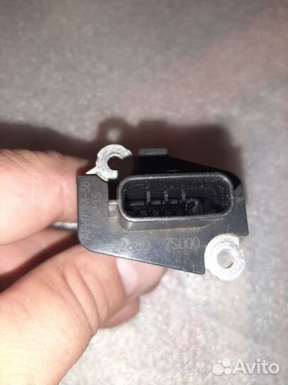 Датчик расхода воздуха Nissan 226807S000