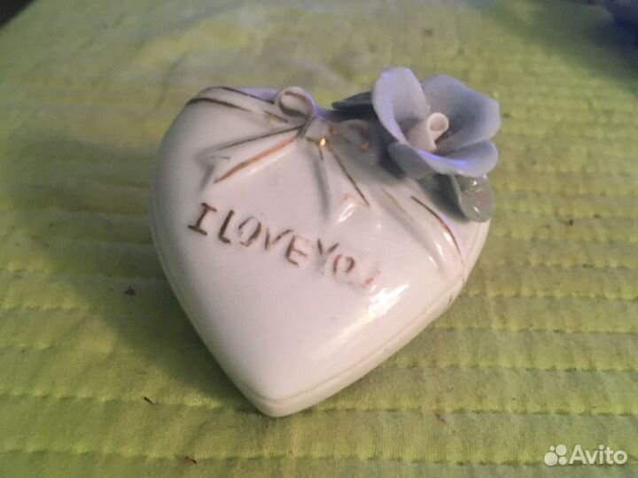 Немецкая шкатулка и статуэтка - перечница