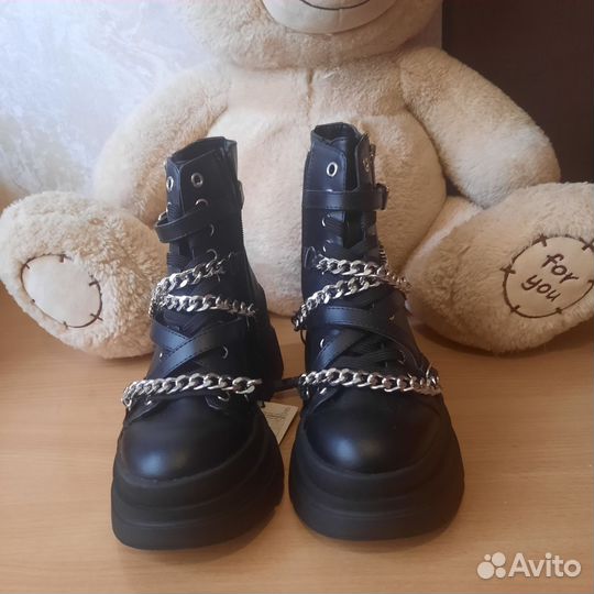Ботинки демисезонные 35 размер