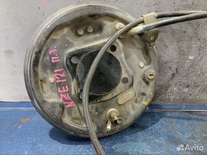 Механизм ручника задний правый Toyota Corolla E120