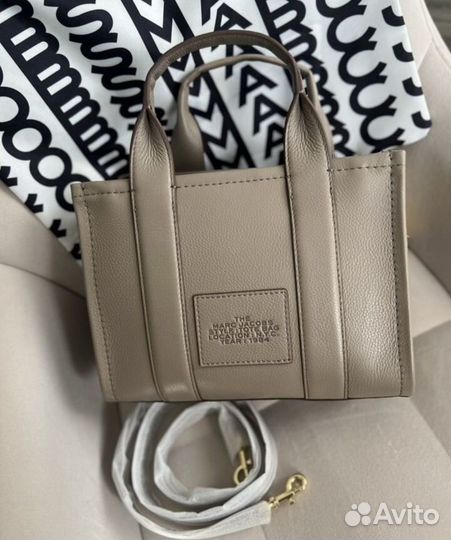 Сумка Marc Jacobs The Leather Tote Bag cement