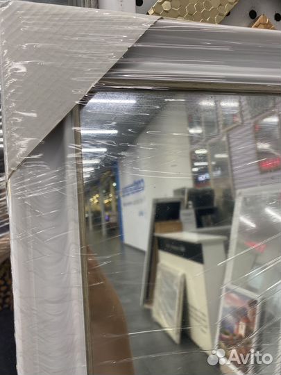 Зеркало в раме