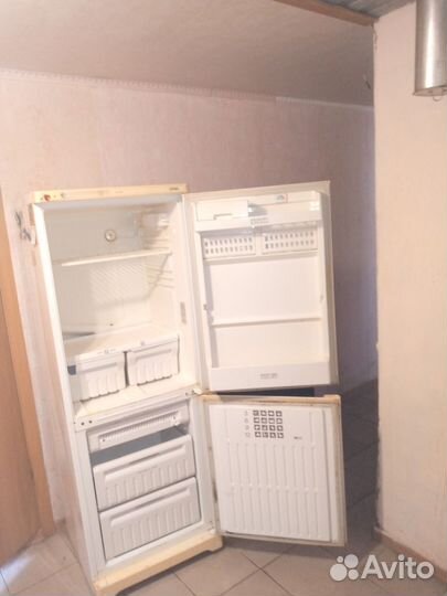 Холодильник бу стинол
