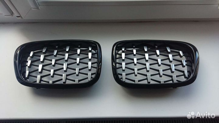 Ноздри решетки бмв Е39 diamond 2020