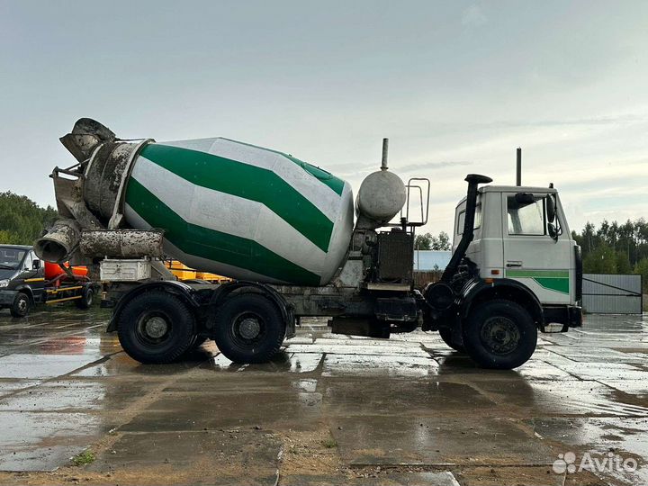 Автобетоносмеситель МАЗ 630305, 2006