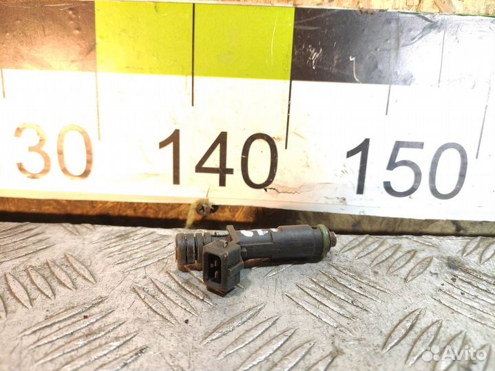 Форсунка двигателя Chevrolet Aveo 2005-2011