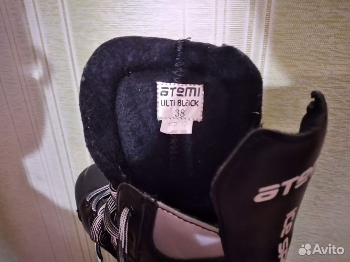 Коньки для мальчика, б/у,размер 38