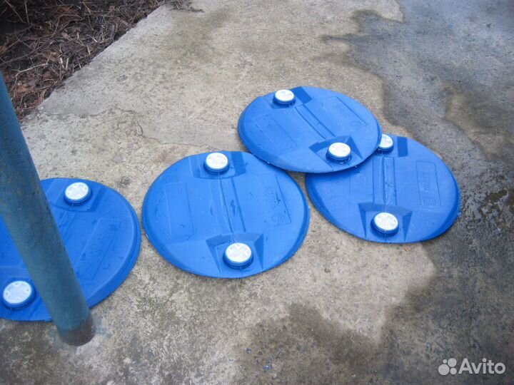 Емкость пищевая, двухслойна пластиковая 227 литров