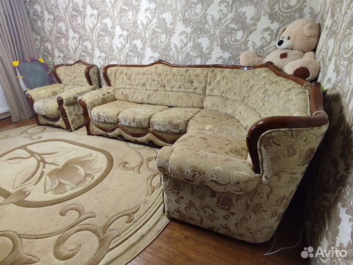 Угловой диван бу