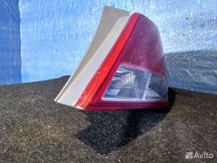 Фонарь правый Solaris