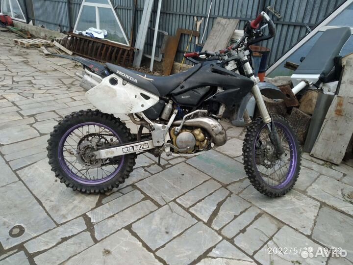 Honda crm250ar