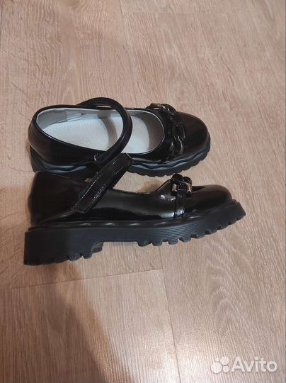 Туфли на девочку