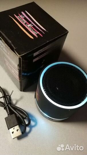 Портативная колонка