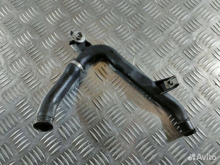 Патрубок (трубопровод, шланг) BMW 7 F01/F02 рест