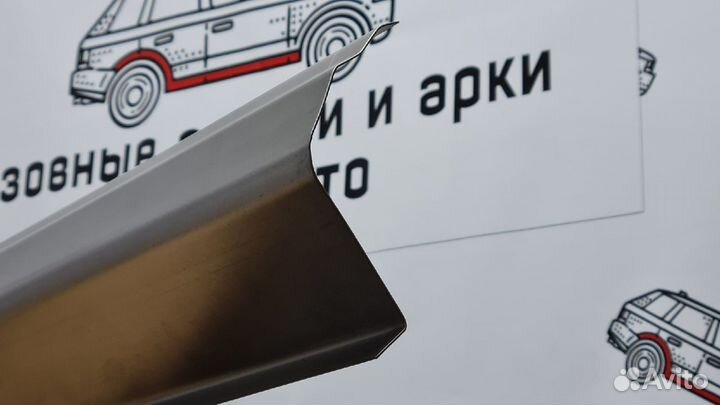 Toyota Mark 2 Wagon 100 ремонтные пороги правый