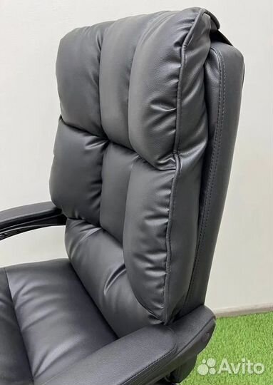 Компьютерное офисное кресло с массажем (новые)