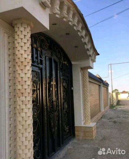 Облицовка природным камнем, фасад дома, дачи, офис