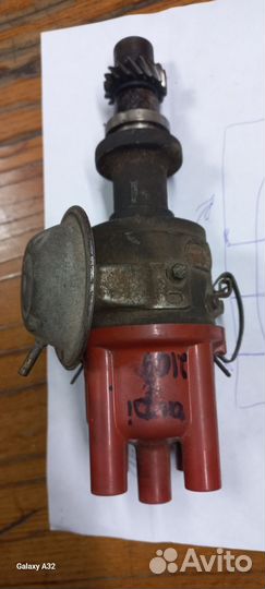 Трамблер audi 100. Двигатель 1.8