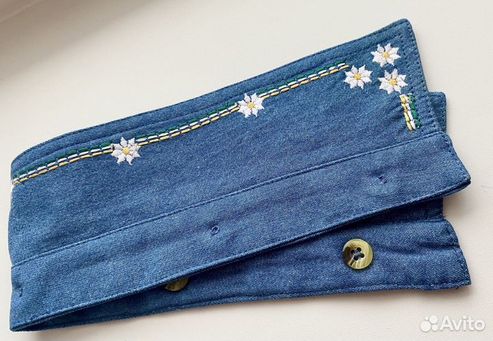 Декоративный белый шарф; воротничок съёмный,джинс