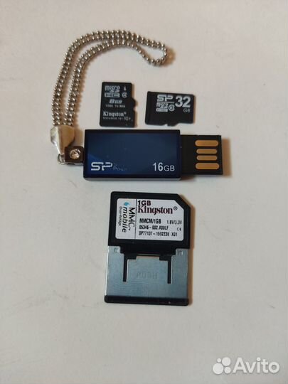 Флешки неисправные, цена за всё