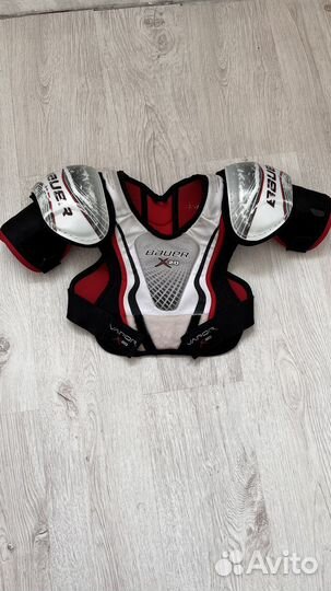 Нагрудник хоккейный bauer