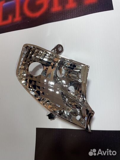 Отражатель поворотника фар Toyota Land Cruiser 200