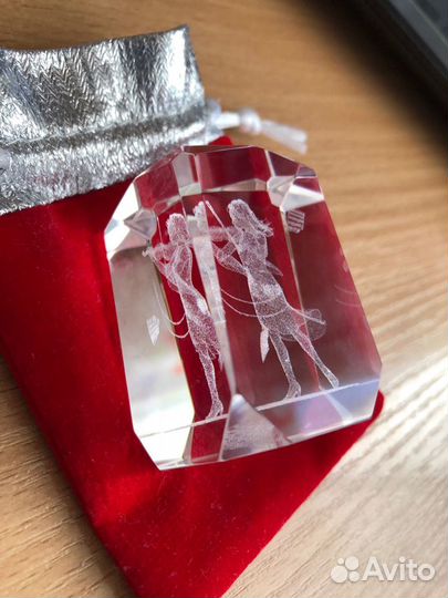 Кристалл 3D с лазерной гравировкой