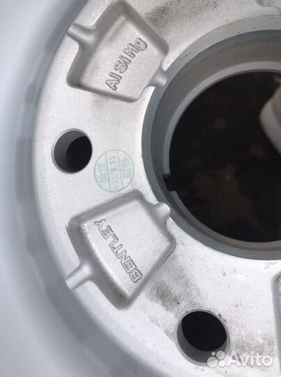 Bentley Mulsanne новый 21 оригинальный диск