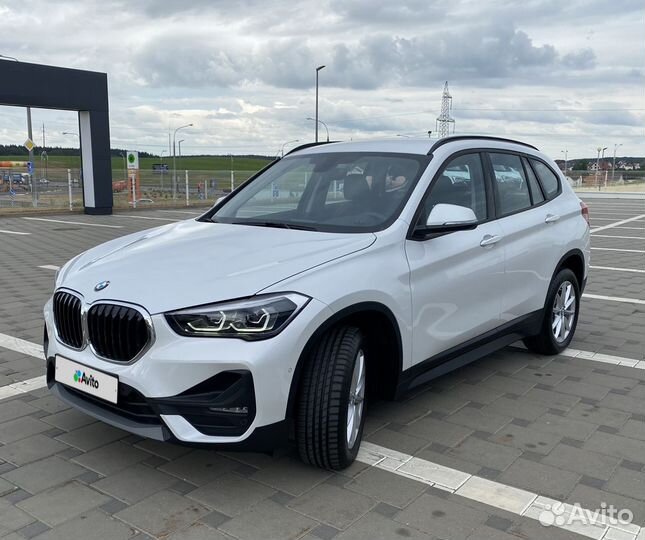 BMW X1 2.0 AT, 2022, 80 км