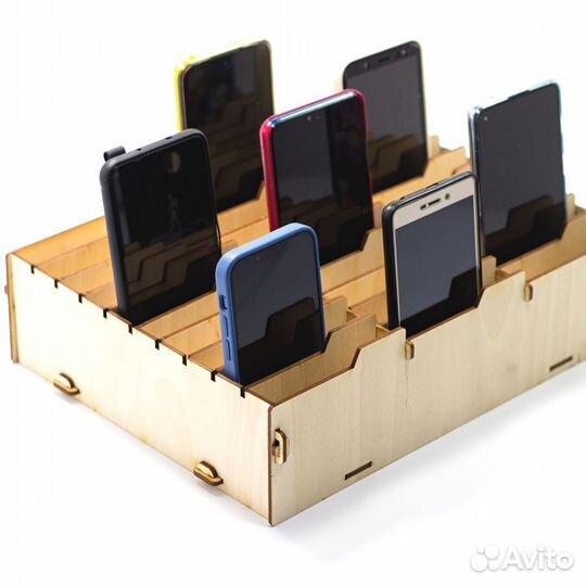 Органайзер для телефонов в школу 30 ячеек фанера 3